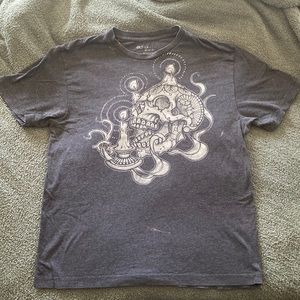 Gray Skull Graphic Tee